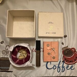 Handmade Nepal Singing Bowl and Accessories